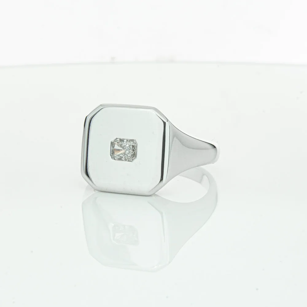 14ct White Gold .30ct Diamond Mens Signet Ring