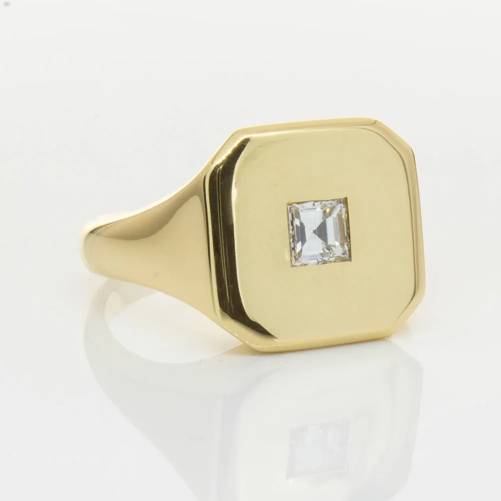 18ct Yellow Gold Diamond Mens Signet Ring