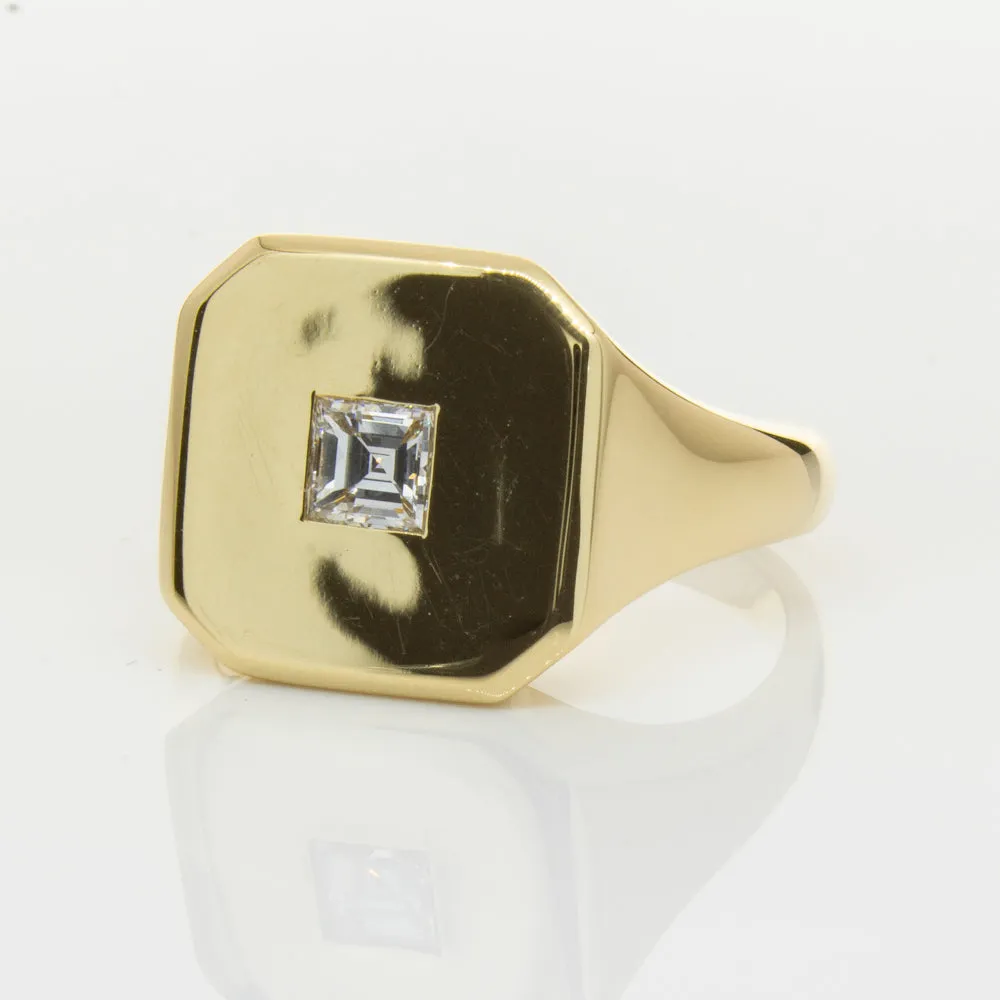 18ct Yellow Gold Diamond Mens Signet Ring