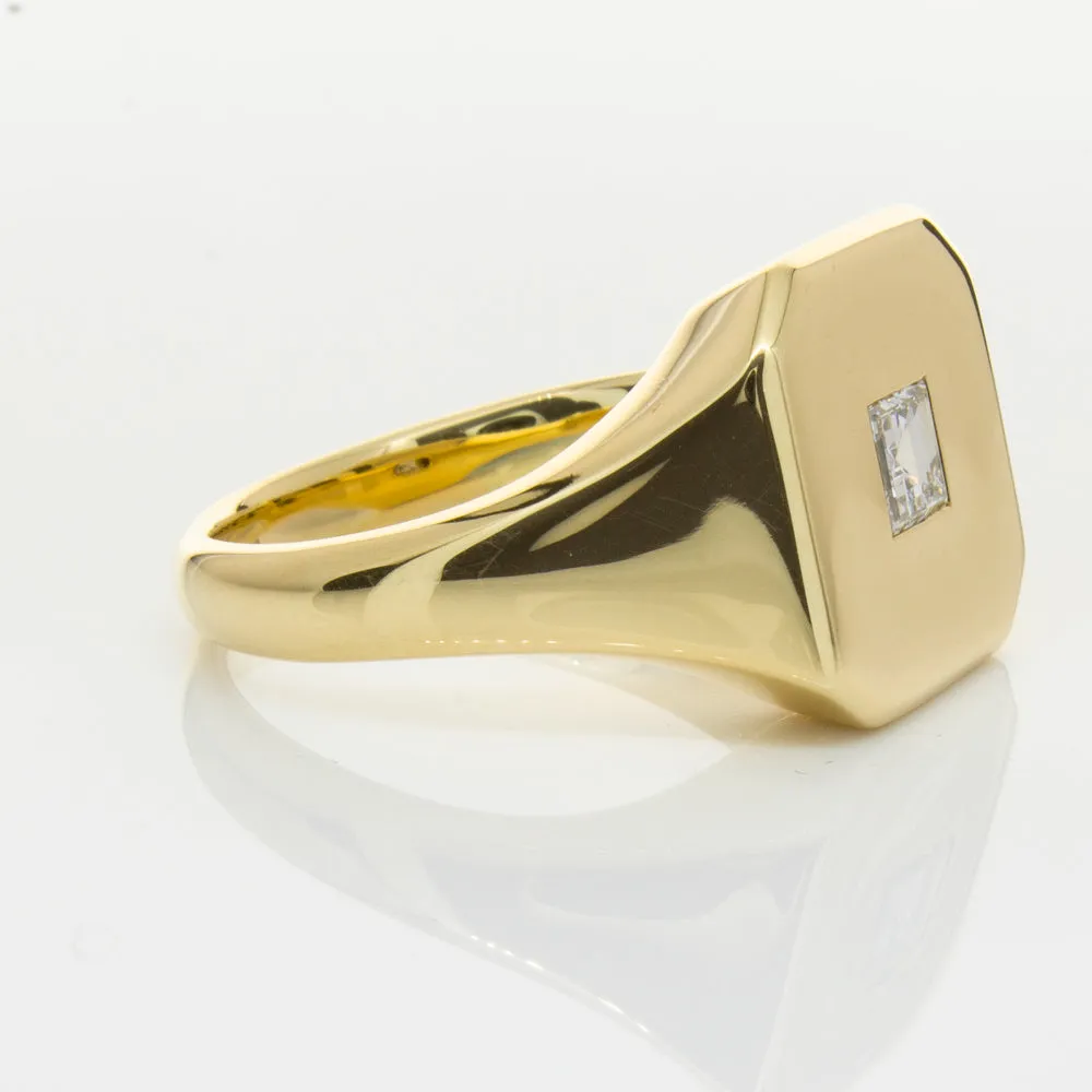 18ct Yellow Gold Diamond Mens Signet Ring