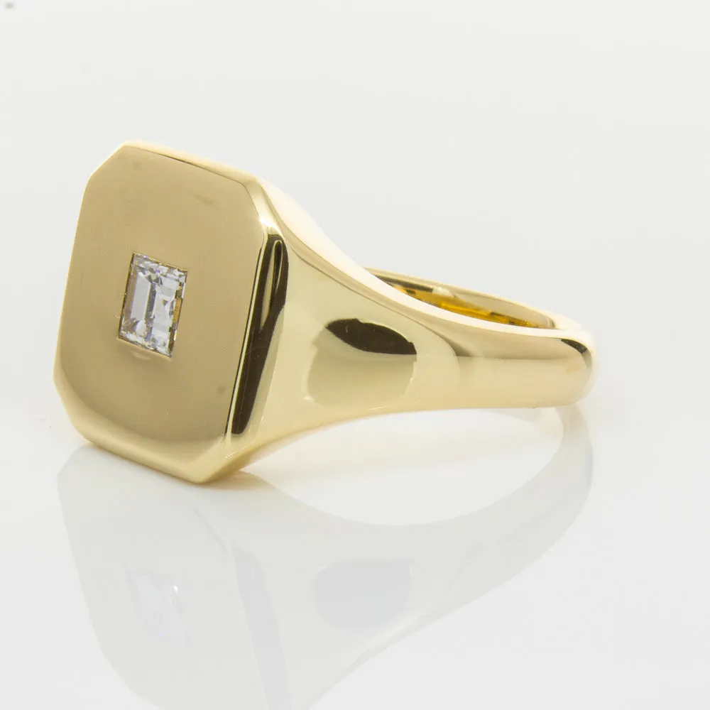 18ct Yellow Gold Diamond Mens Signet Ring