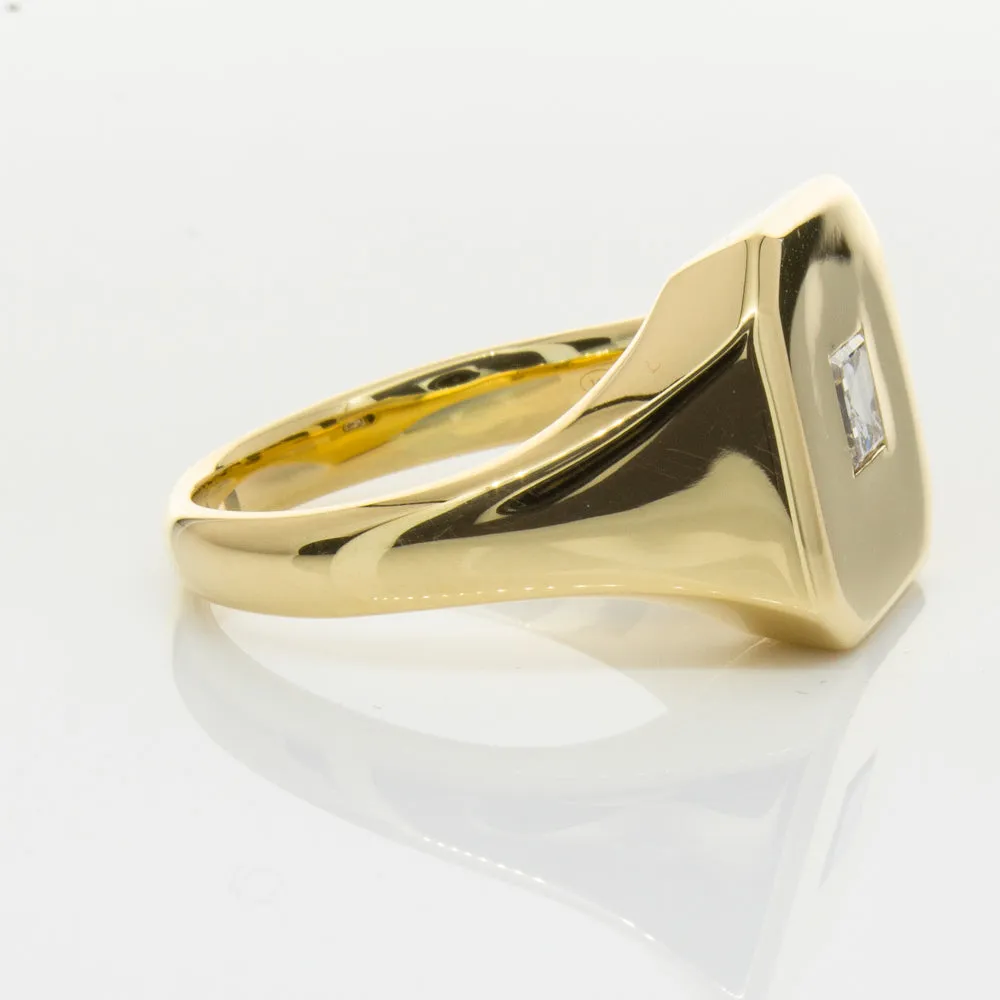 18ct Yellow Gold Diamond Mens Signet Ring