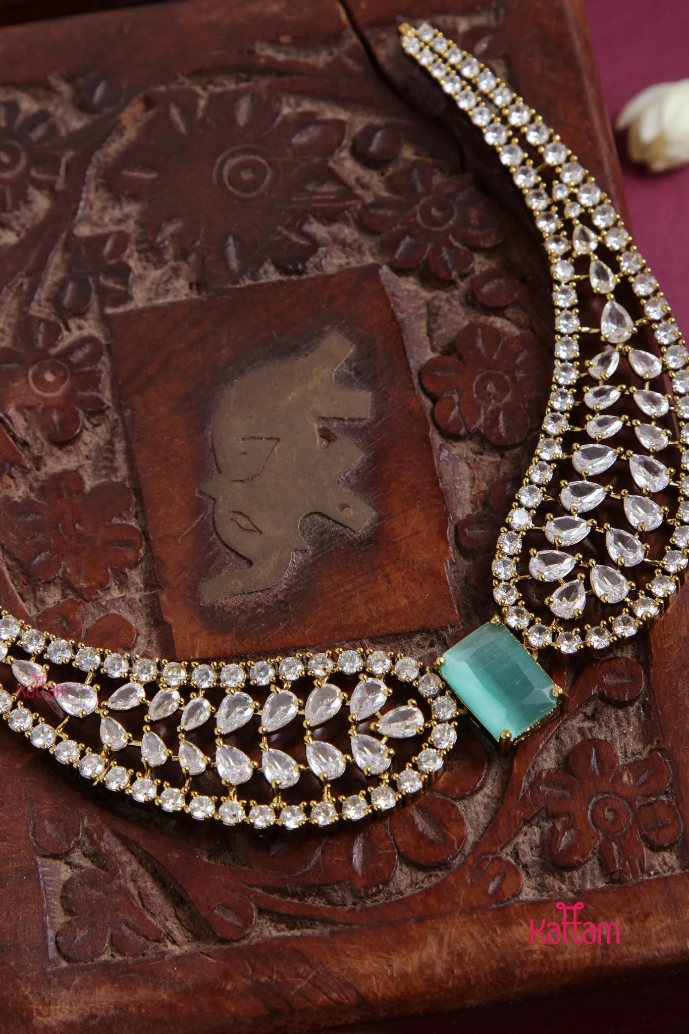 Aisha - AD Pastelgreen Choker