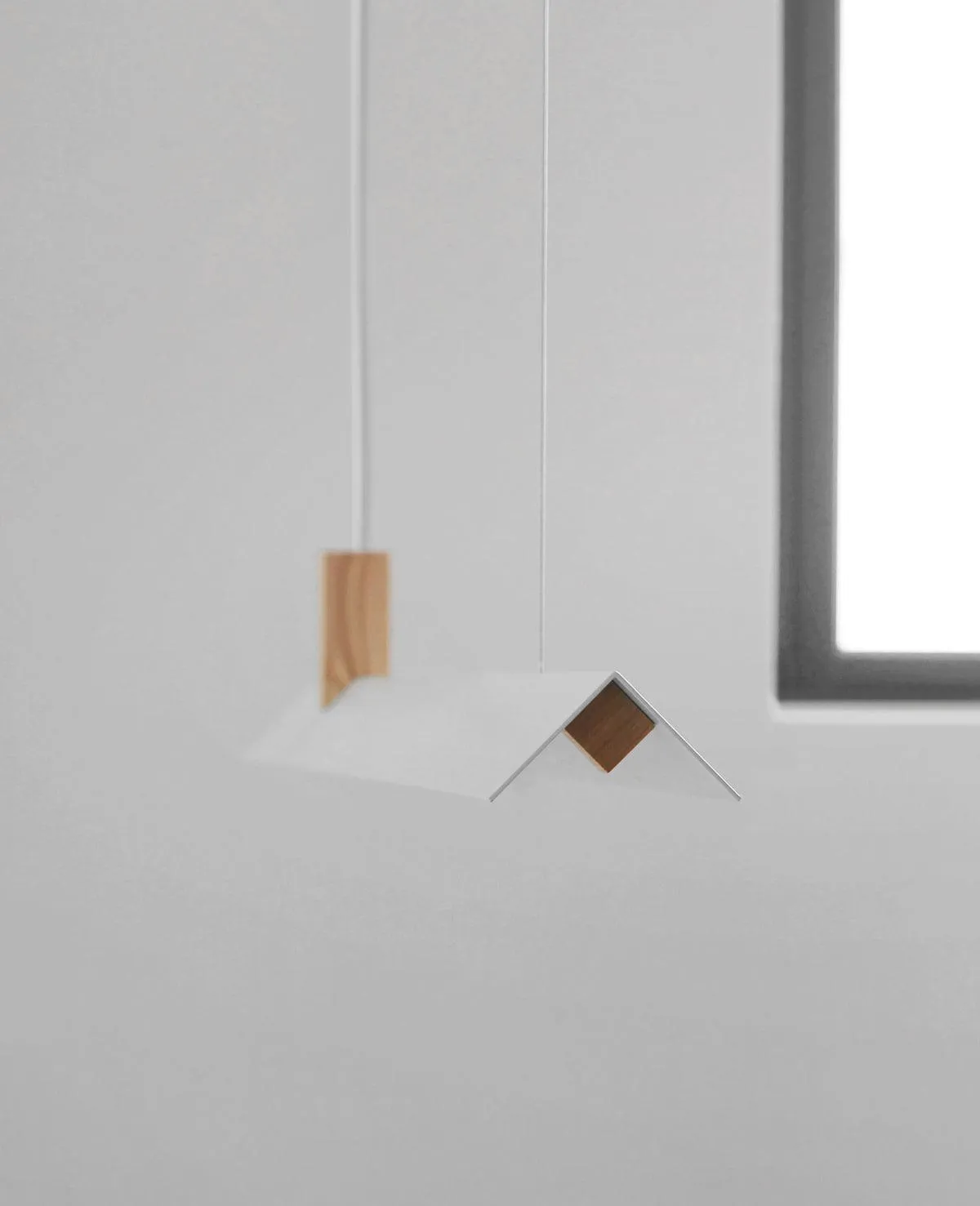 Axis T Pendant Light