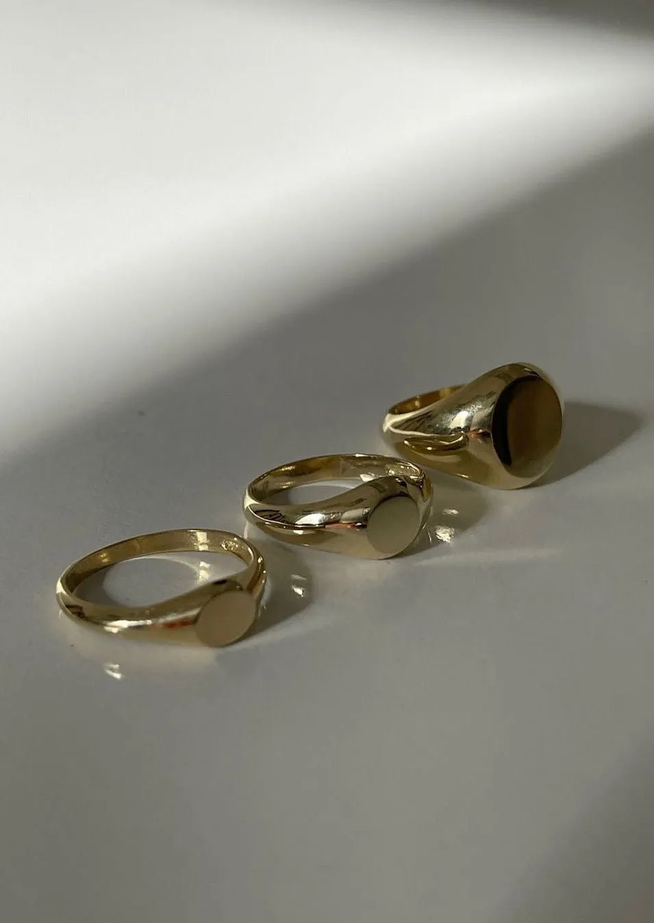 Classic Signet Ring