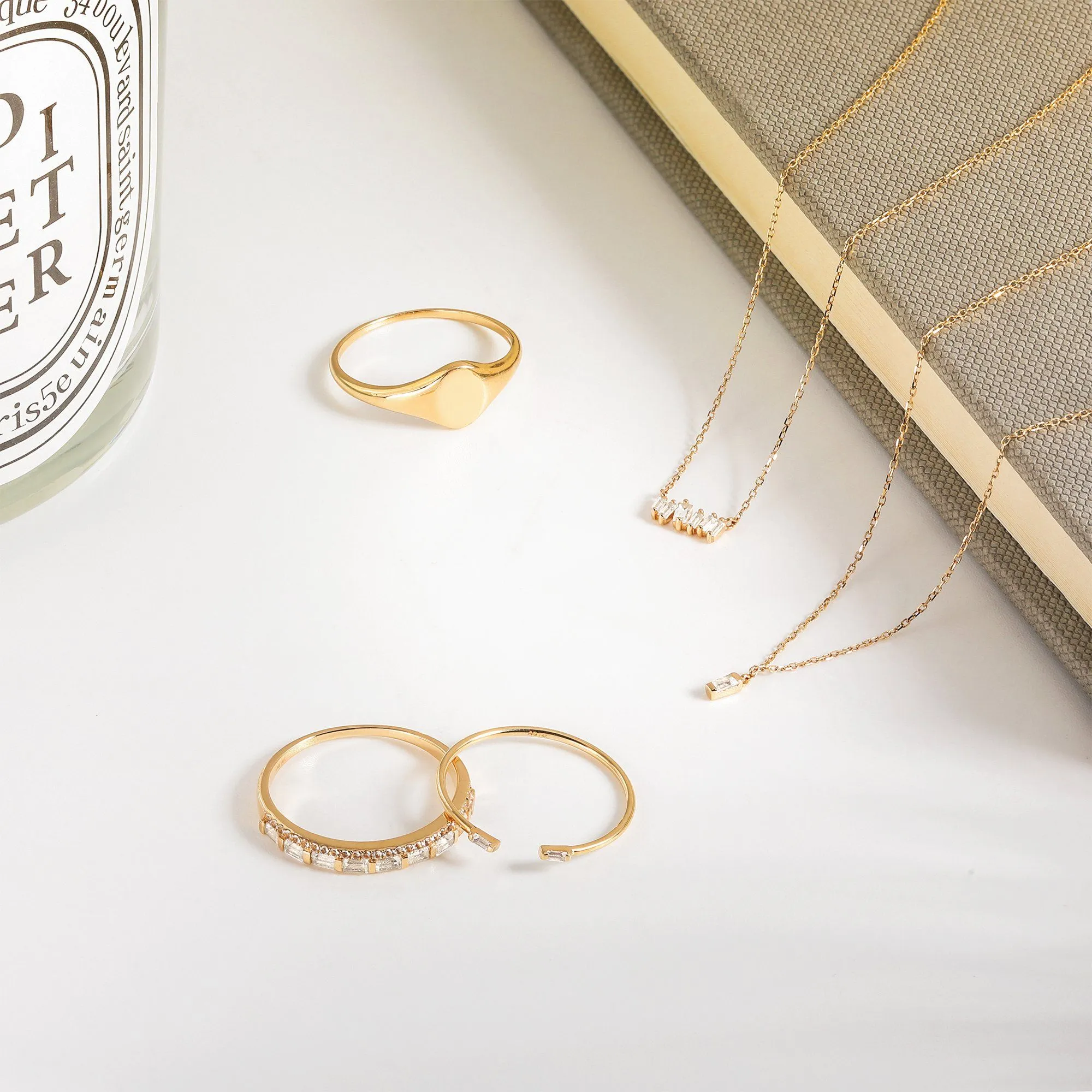 EILEEN | Classic Signet Ring