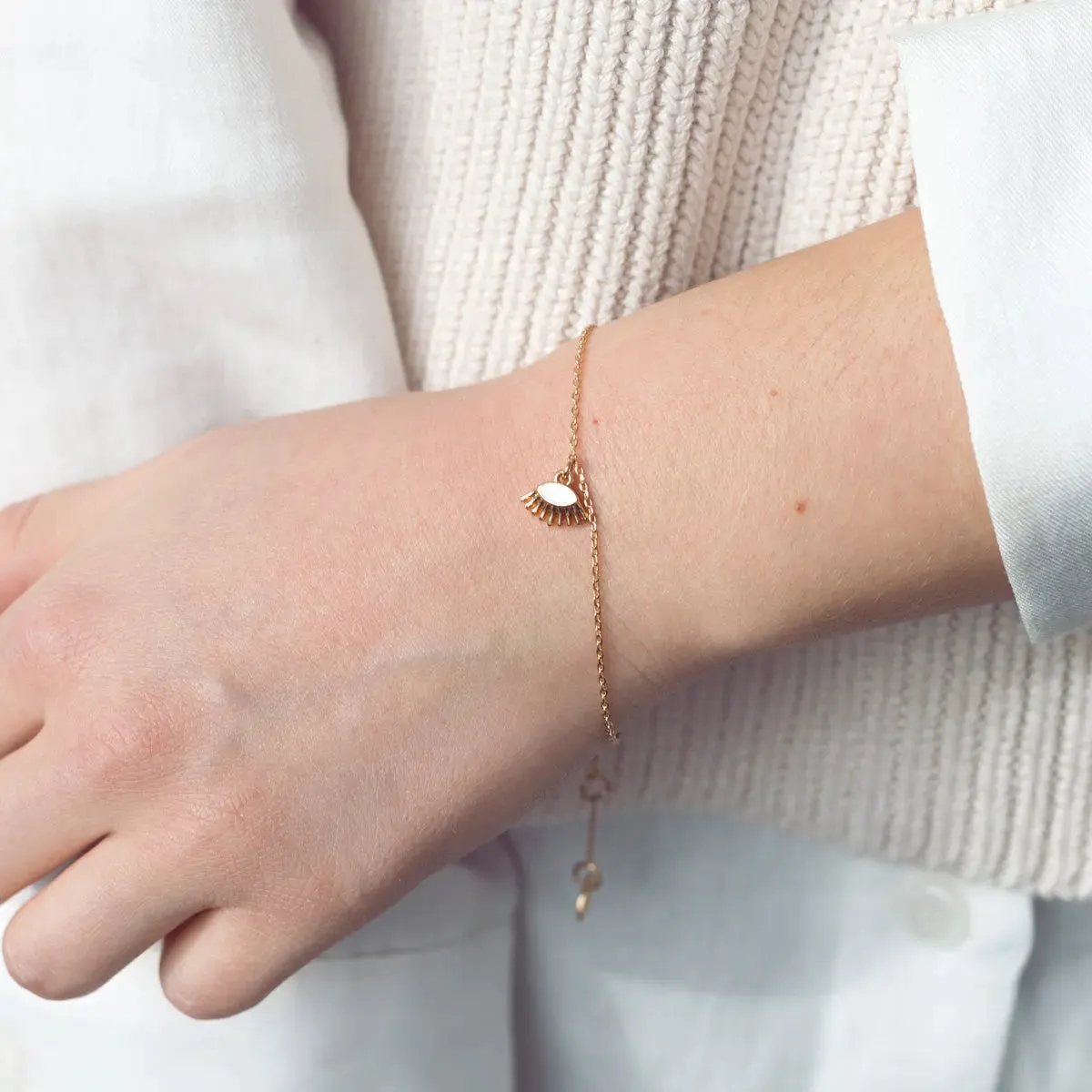Eyes on me Bracelet
