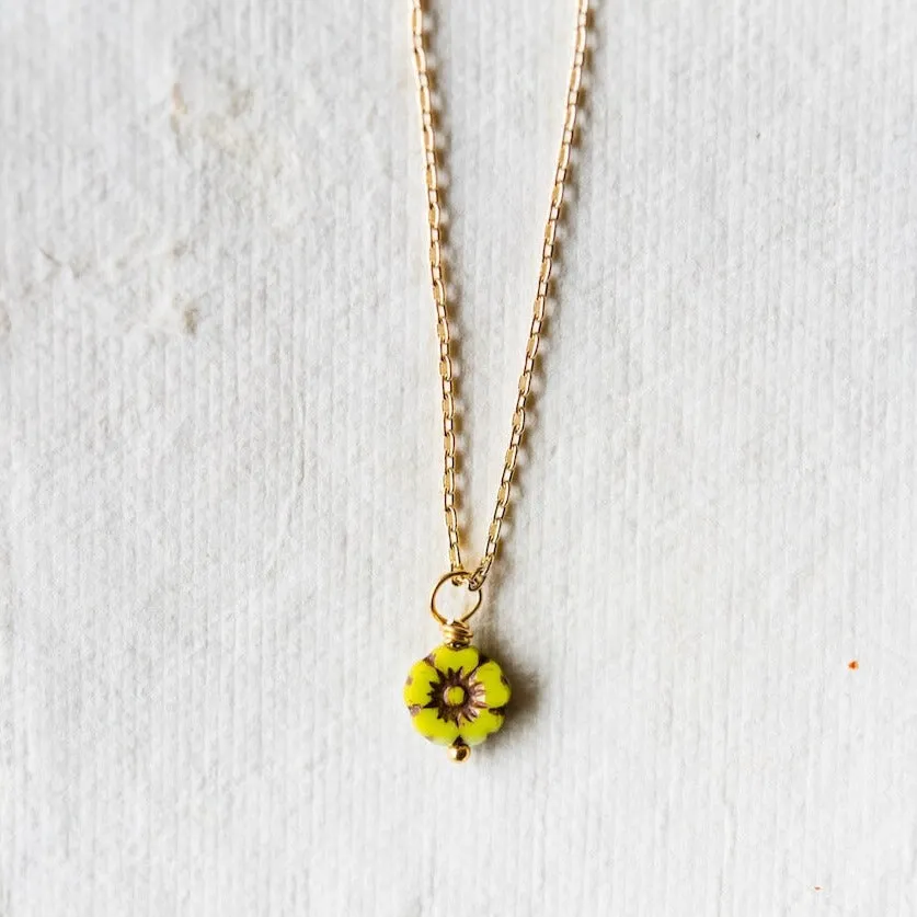 Flower Power Dainty Flower Necklace