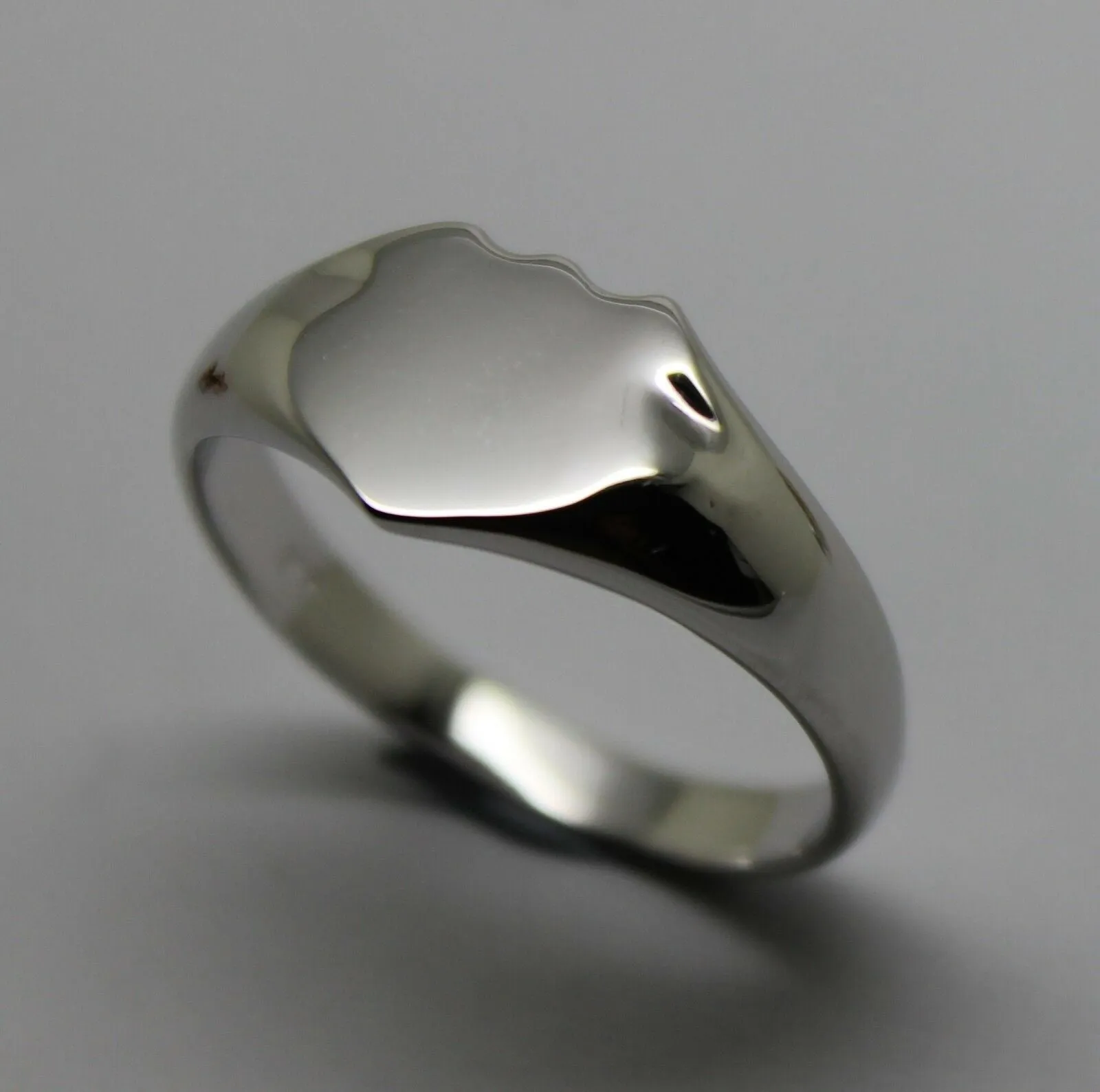 Genuine Heavy 375 Solid 9ct 9k White Or Rose Or Yellow Gold Shield Signet Ring