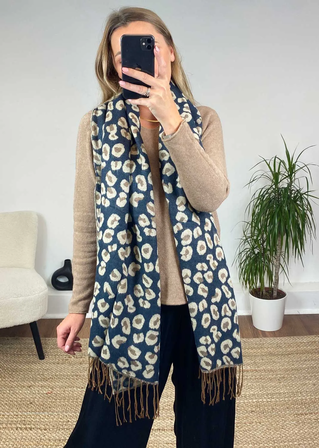 Gigi Loepard Scarf in Navy