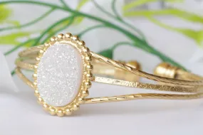 GOLD VICTORIAN BRACLET
