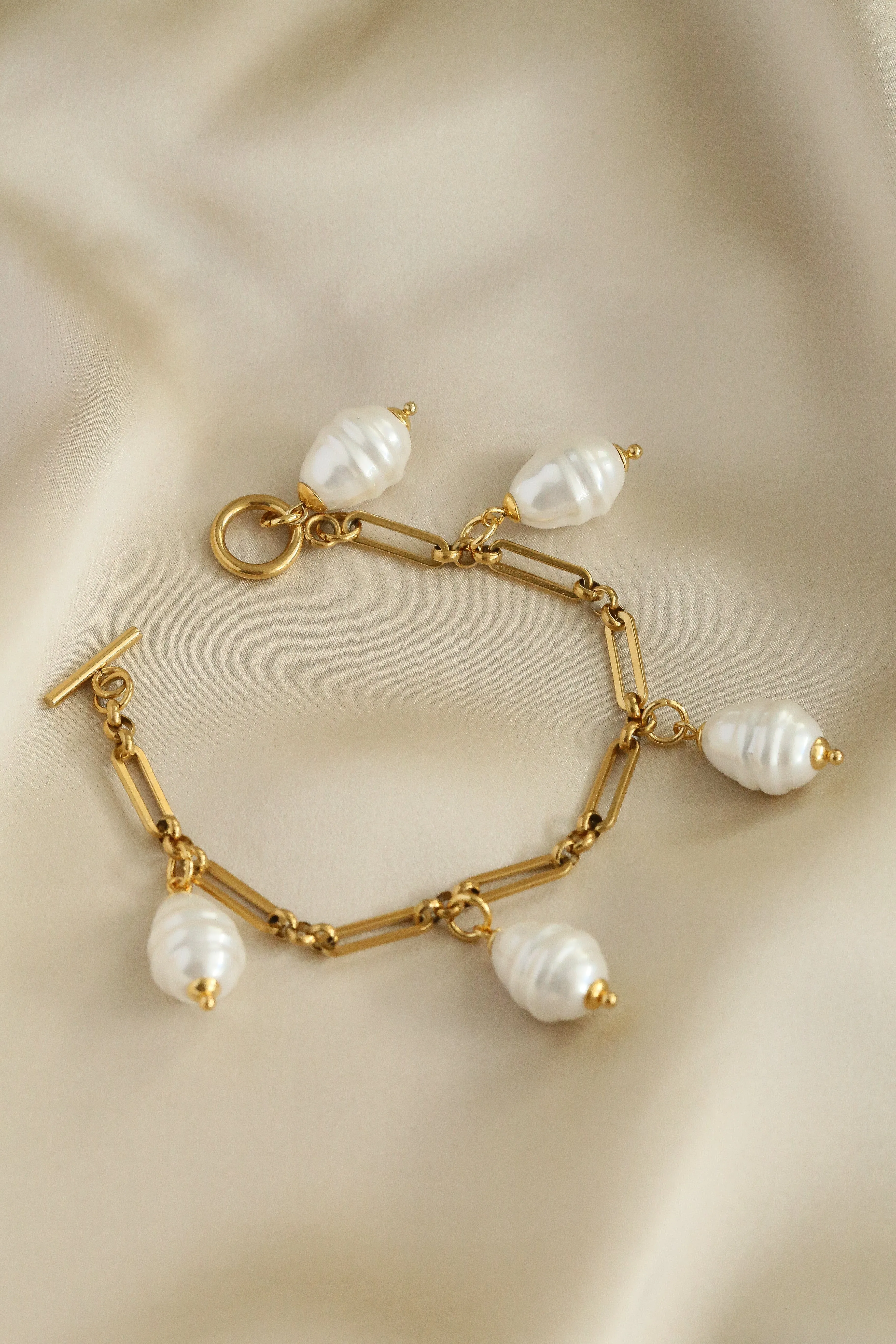 Illy Bracelet