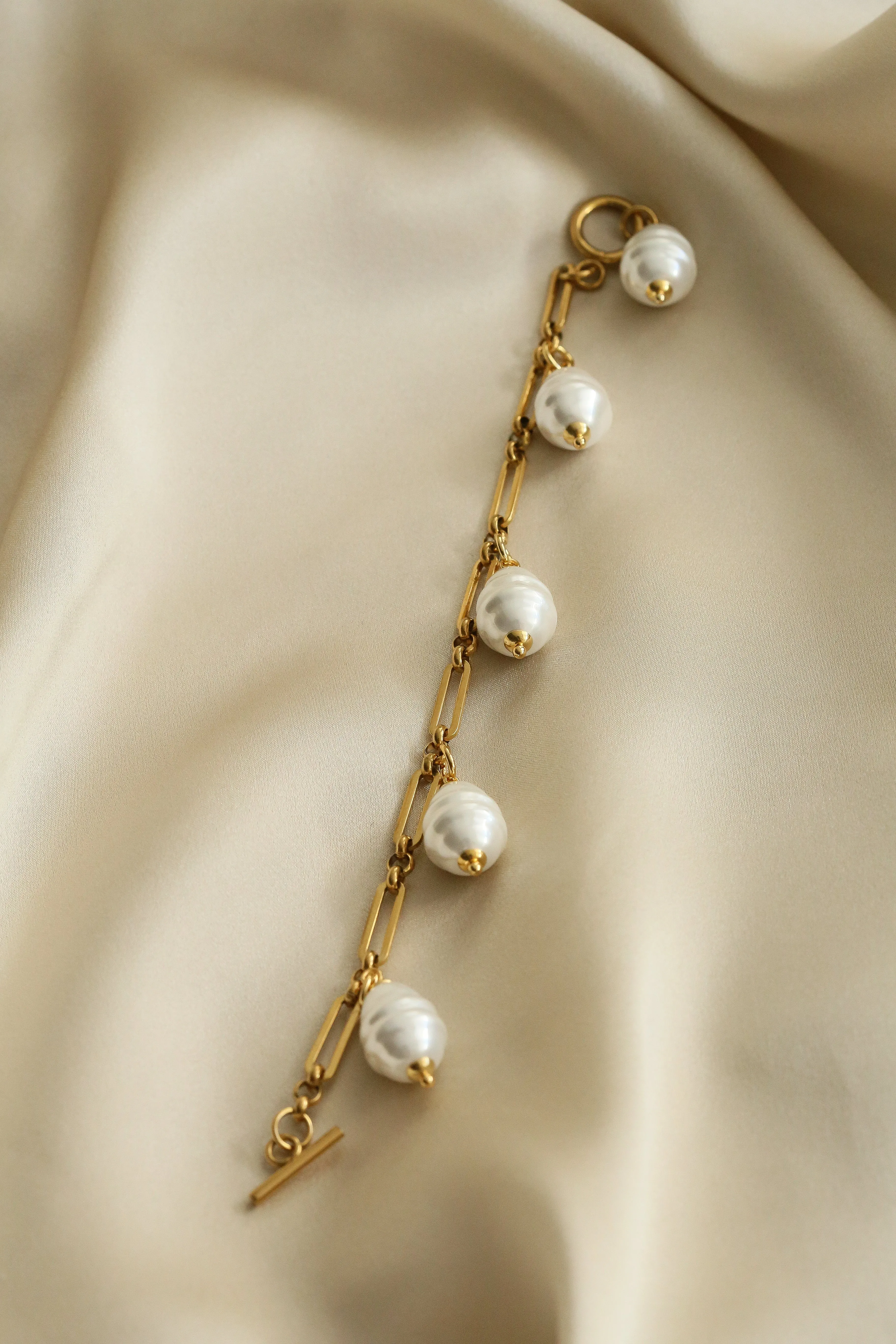Illy Bracelet