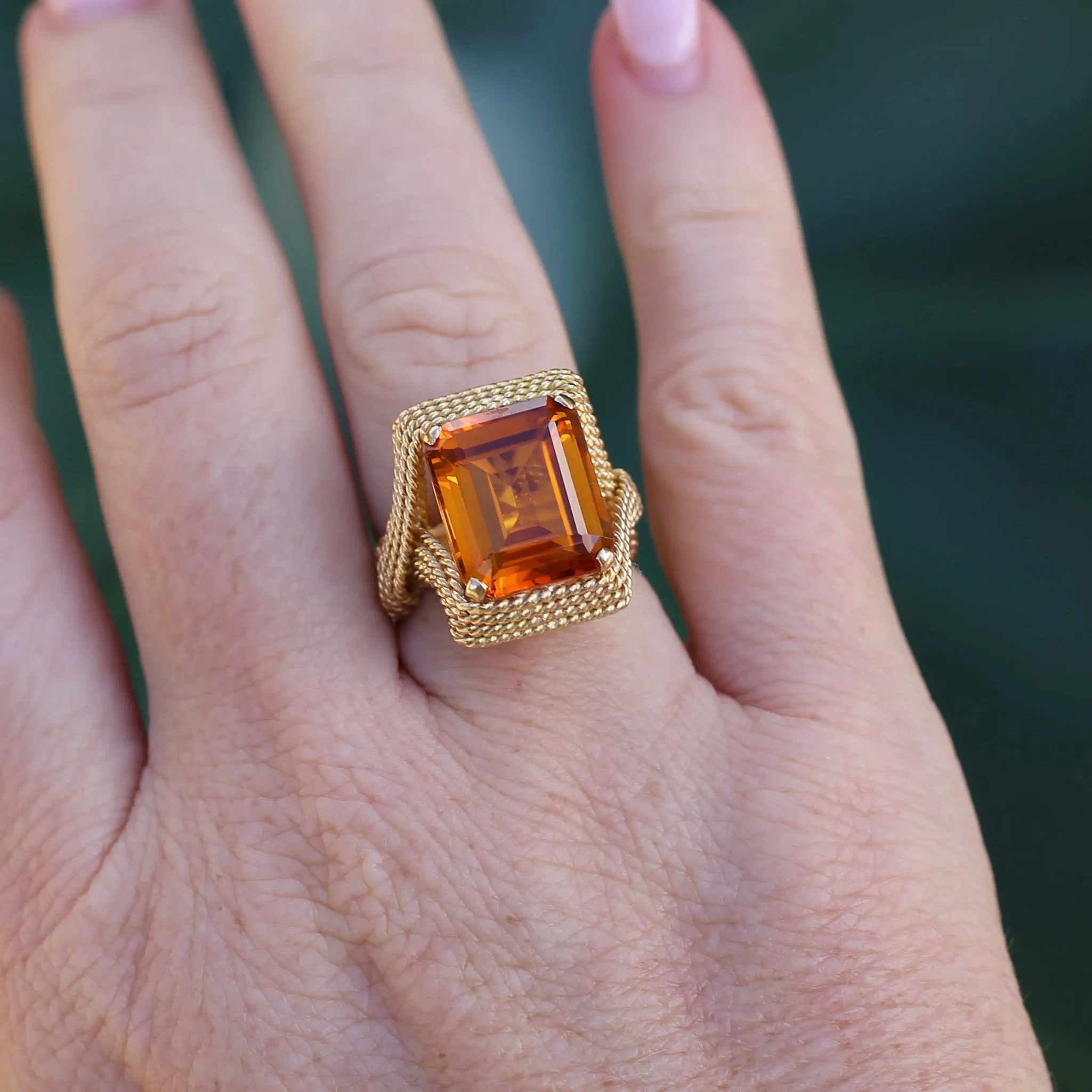 Italian Mid Centuty Chain Link 18ct Gold Cocktail Ring with Emerald Cut Orange Sapphire, 18ct Yellow Gold, size O or 7.25
