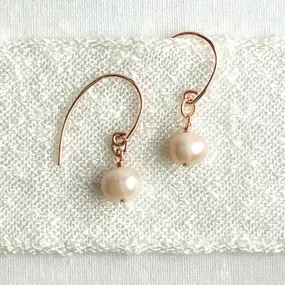 Luminous Rose - Single Pearl Earrings