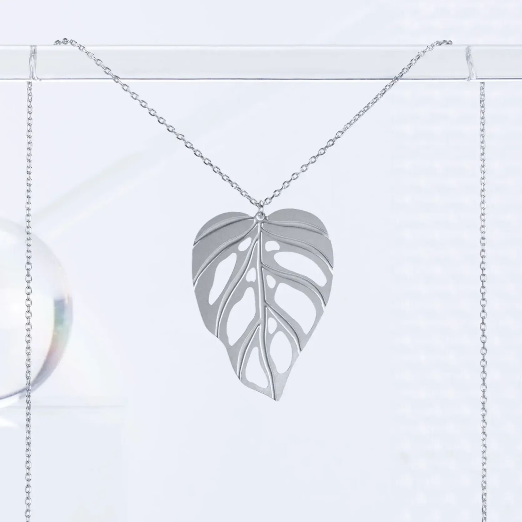 Monstera Adansonii Leaf Necklace