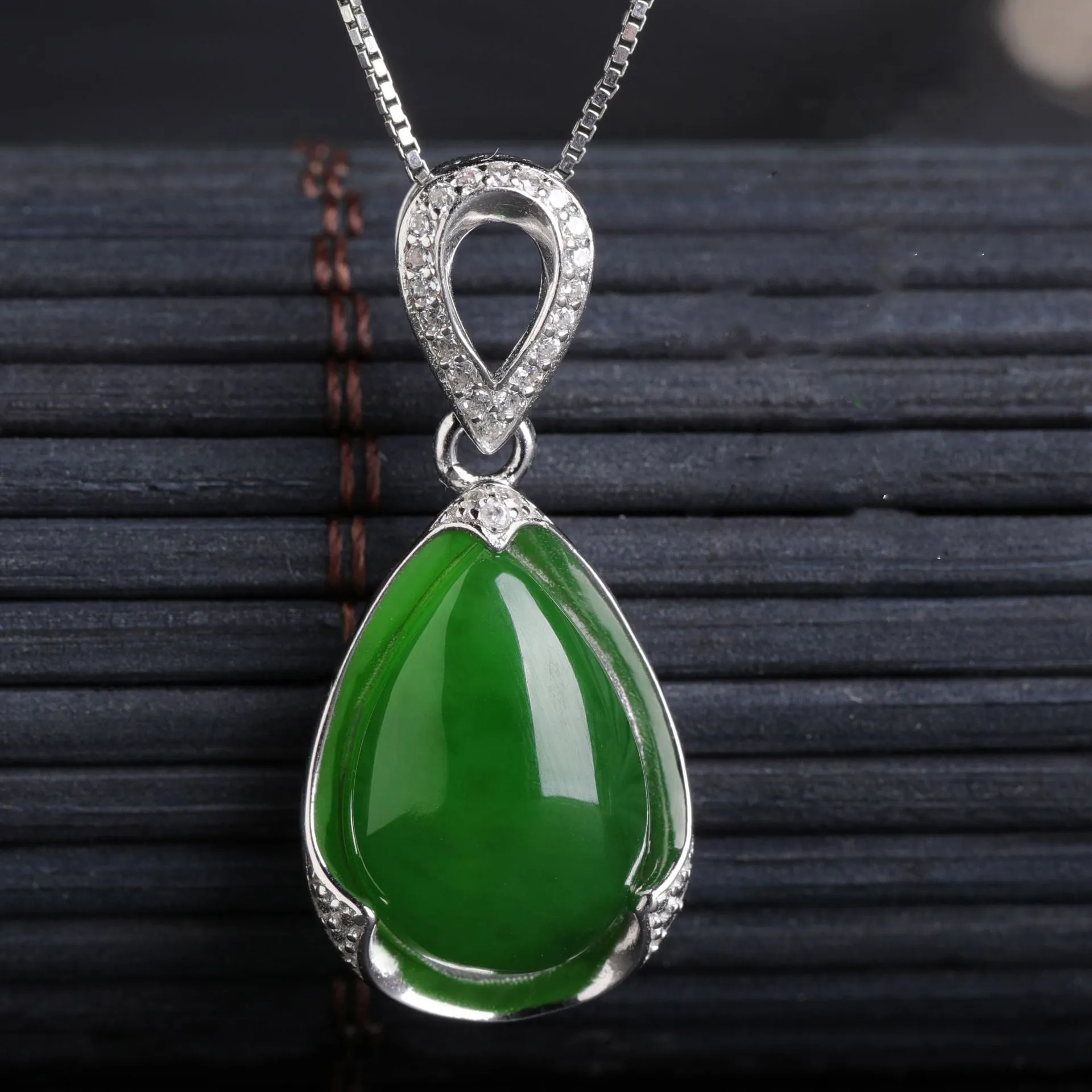 Natural Jade Pendant Nephrite Silver Zircon Pendant ZPT135