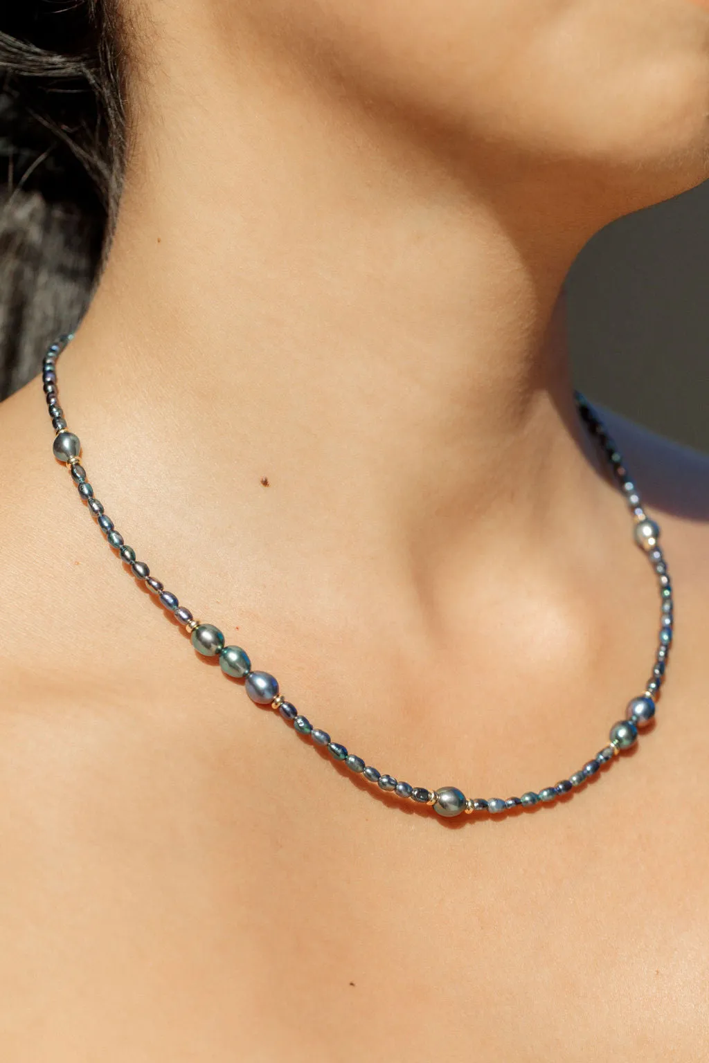 Peacock Pearl Bead Necklace - Hiwahiwa
