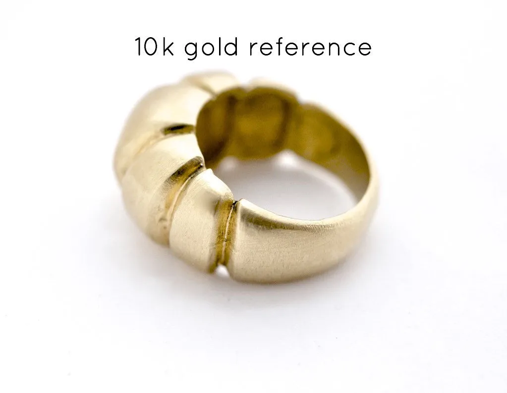 ring / signet ring NOTCHED
