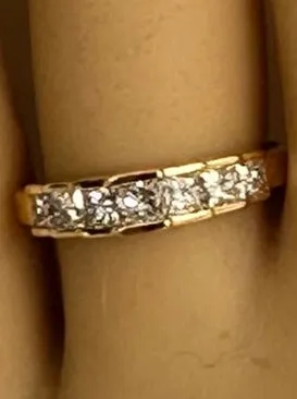 Romantic Princess Cut Diamond Ring in 18ct Yellow Gold - Valentine's Day Gift
