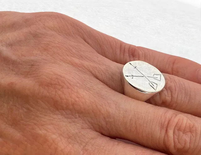 Rowing Crossed Oars Hand Engraved Oval Signet Ring