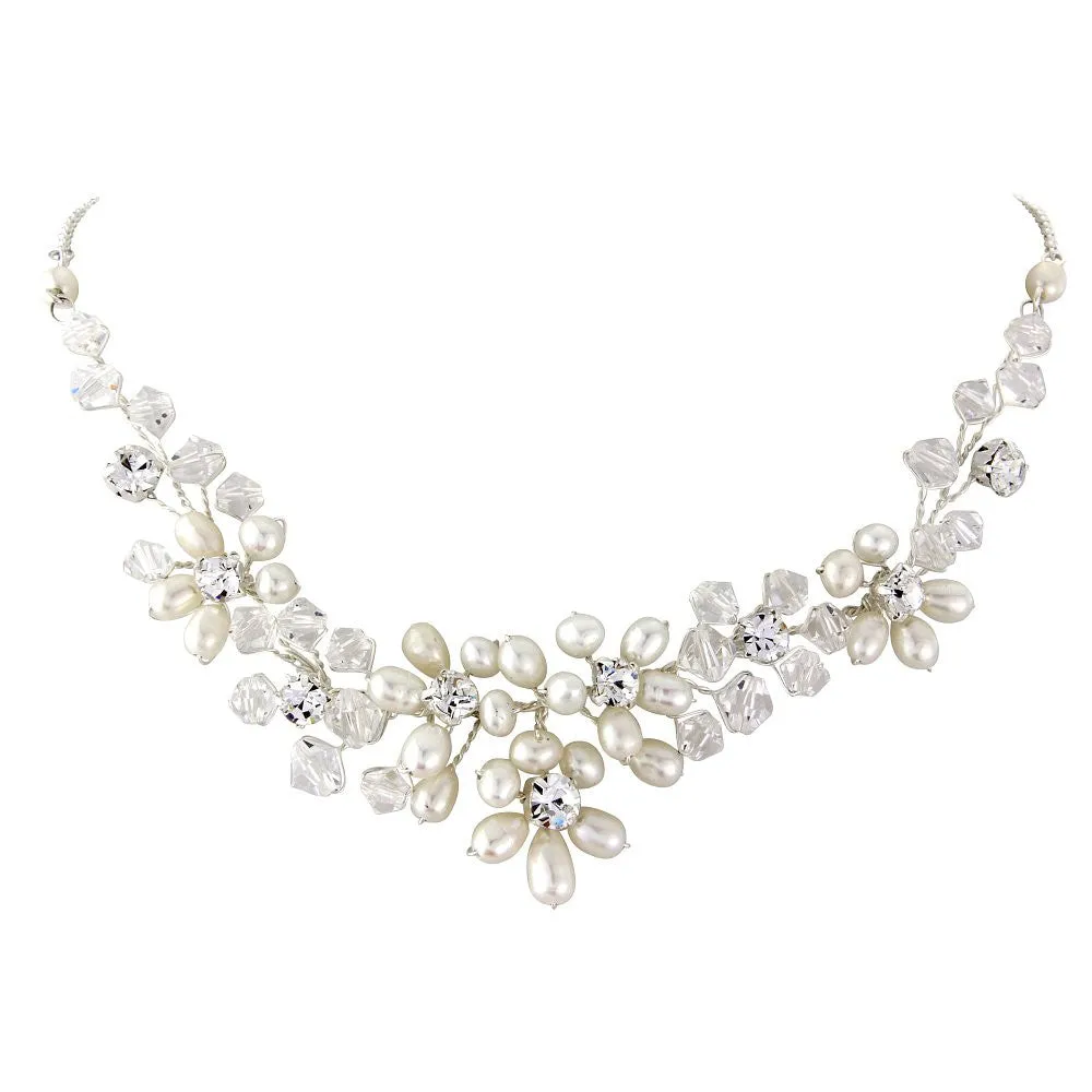 SassB Pearl Divine Necklace Set