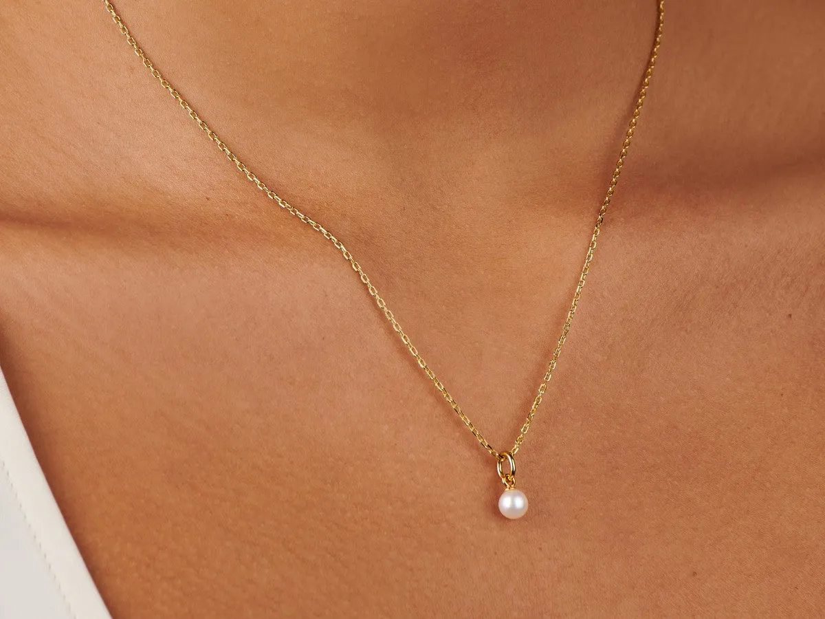 Tiny Pearl Necklace