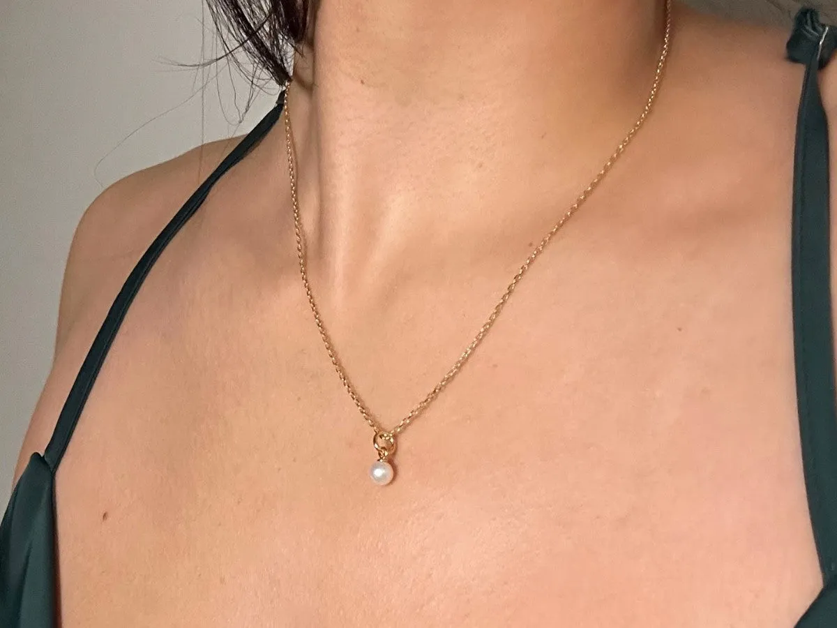 Tiny Pearl Necklace