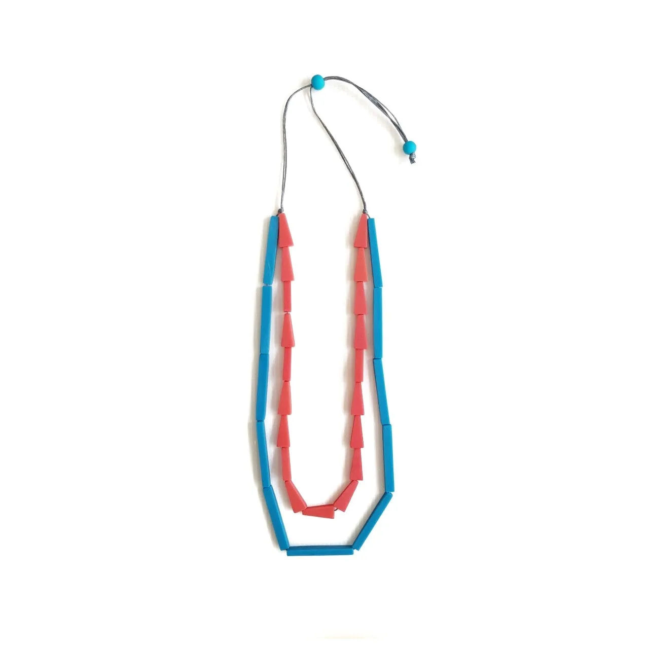 Trapestick Fuschia Necklace